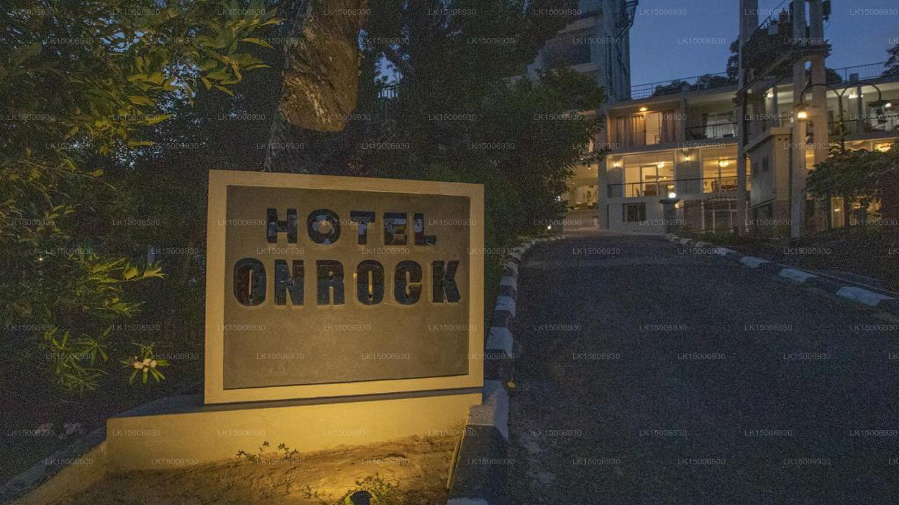 Hotel Onrock, Ella