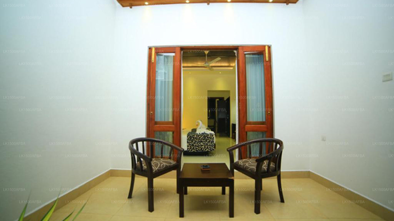 Ruinen des Chaaya Hotels, Polonnaruwa