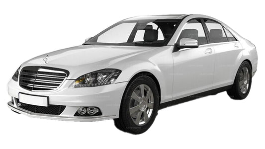 Privater Transfer vom Flughafen Colombo (CMB) nach Colombo City mit dem Mercedes Benz E350