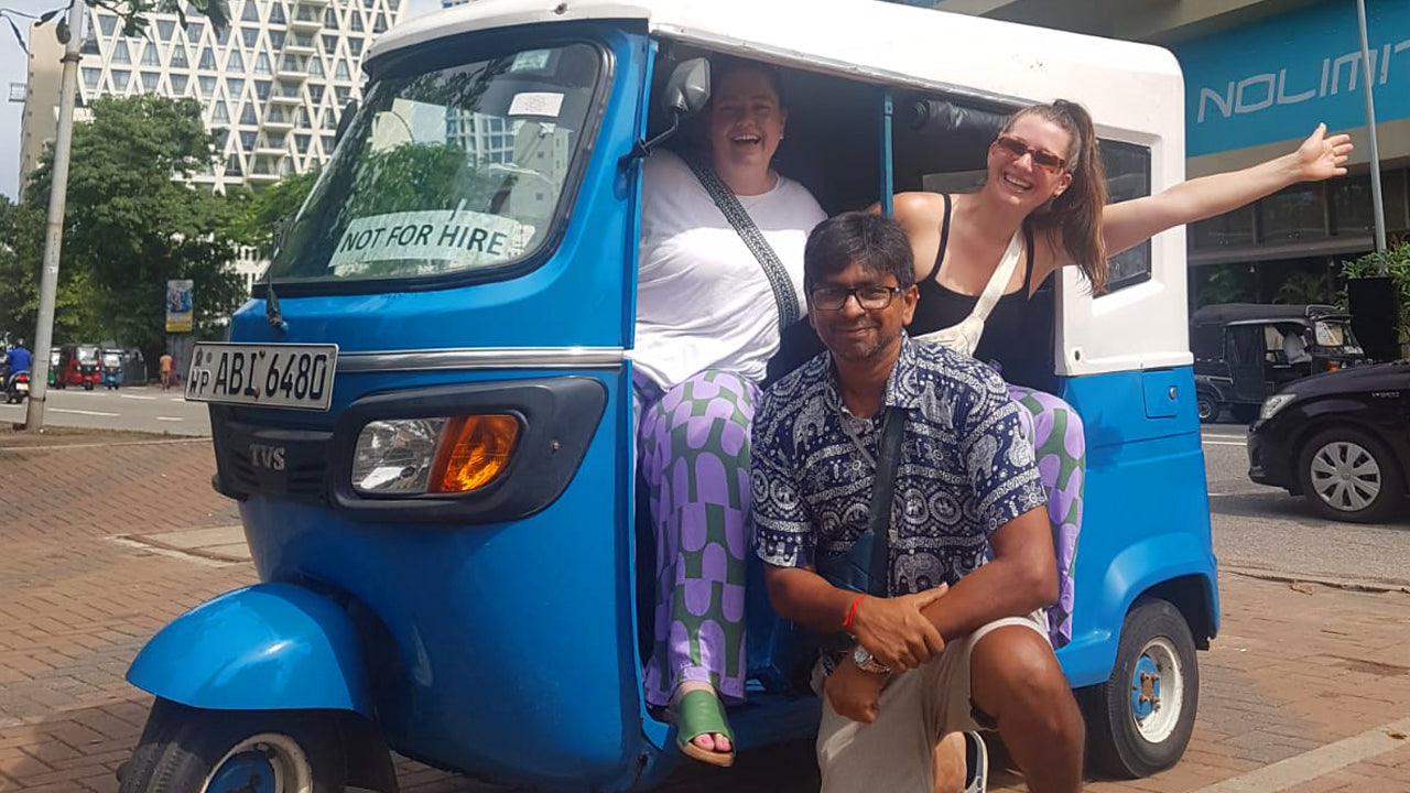 Colombo Tuk Tuk Safari vom Seehafen Colombo aus