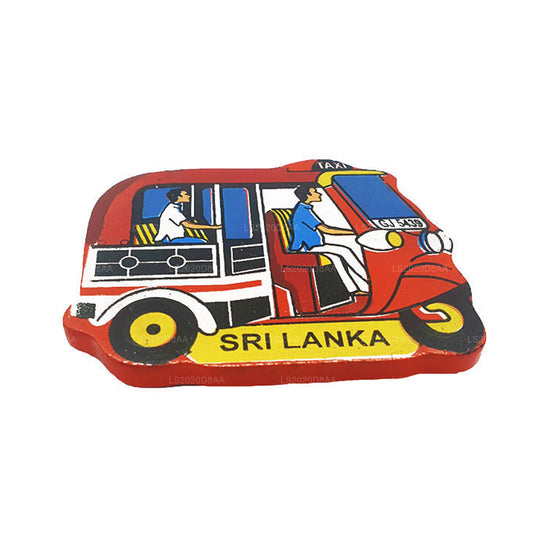 Roter Tuk Tuk Kühlschrankmagnet aus Sri Lanka