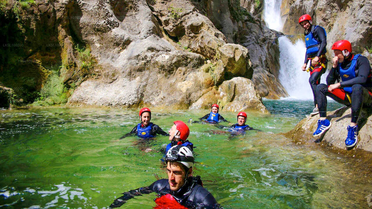 Standard-Canyoning von Kitulgala