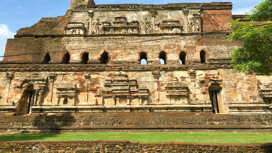 Ritigala, Kala Wewa und Namal Uyana aus Sigiriya