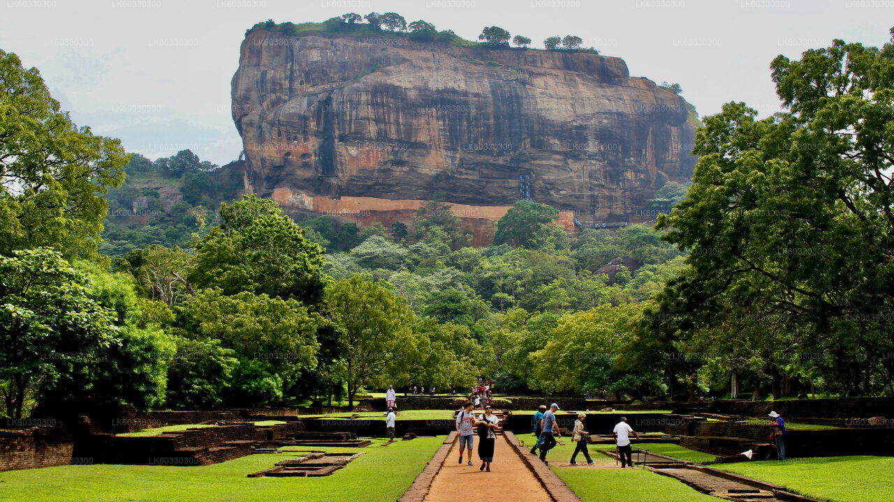 Sigiriya und Dambulla aus Wadduwa