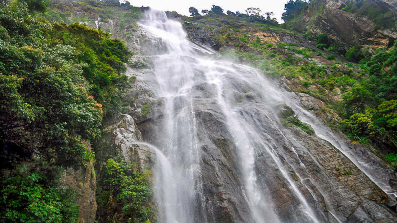 Wanderung zum Bambarakanda-Wasserfall von Ella aus
