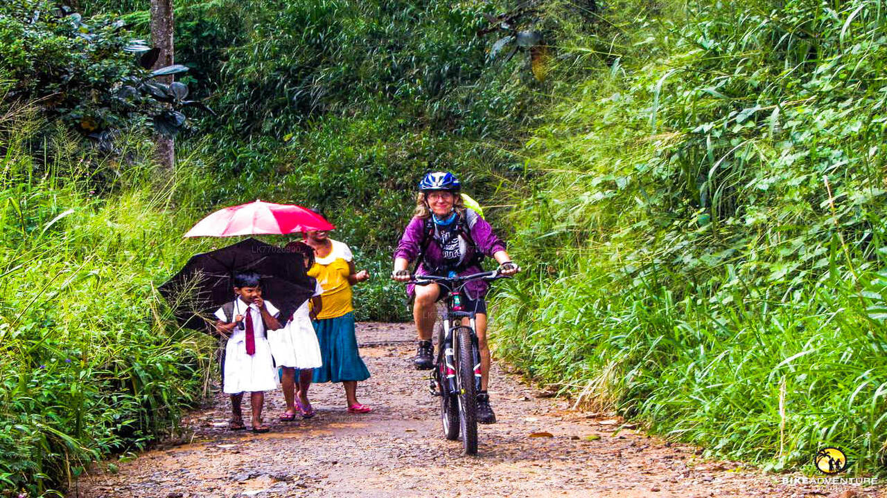 Hunas Falls-Radtour ab Kandy