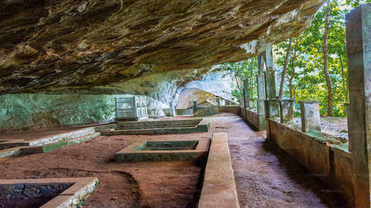 Erkunden Sie die Belilena-Höhle von Colombo aus